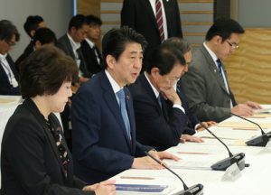 安倍首相、「超スマート社会」に向け人工知能の利活用を強化