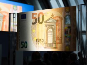 新50ユーロ札が発行　ニセ札防止対策万全に