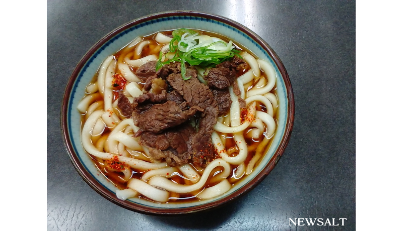 ご当地自慢を探せ！　信州上田の馬肉うどん「なかむらや」