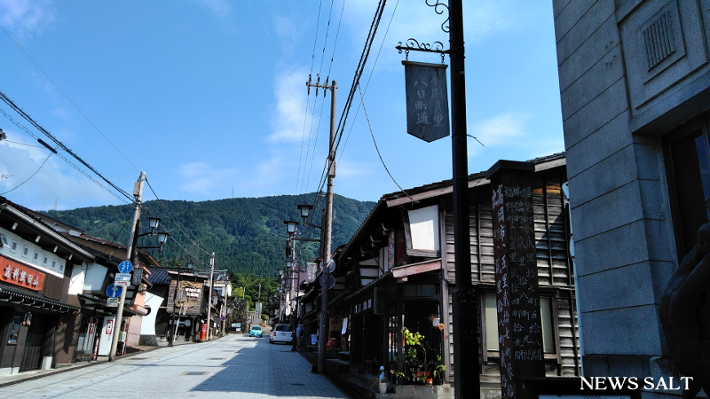 木彫りの町・富山県南砺市「井波美術館」で心の休日を