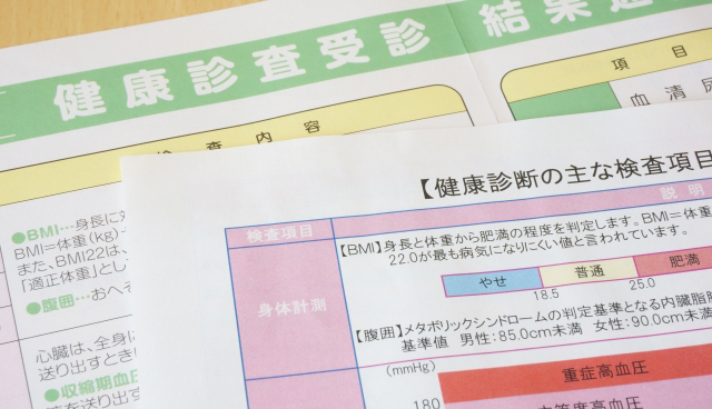 危険知っていても受診できない？ 大腸がん検査の受診率、女性3割台