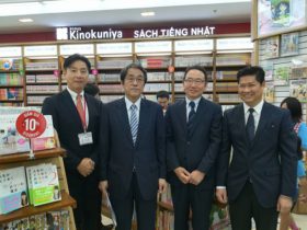 紀伊国屋、ハノイで和書を大量販売開始 記念式典