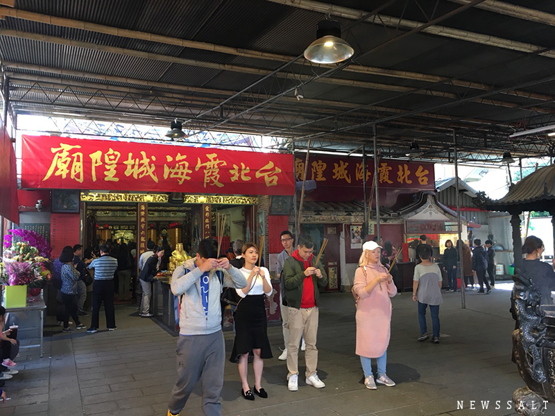 台湾と中国・北京から　旧正月の風景