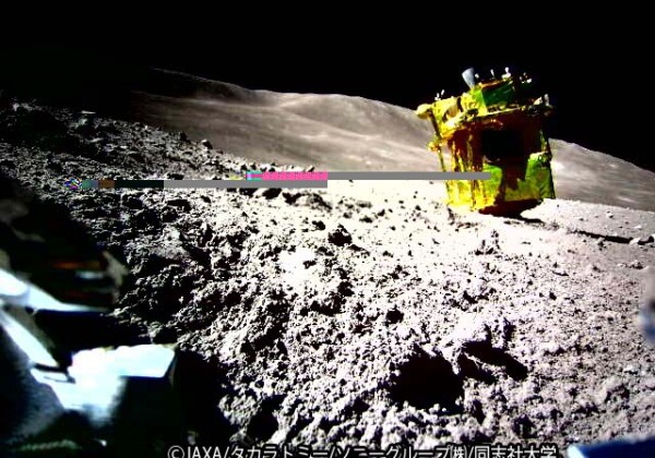 月面にピンポイント着陸したSLIM、運用を再開！
