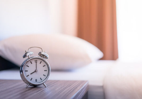パラマウントベッド、睡眠の大切さを学ぶ中学生向けプログラムを実施